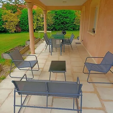 Spacieuse Avec Piscine Villa Loisy-sur-Marne